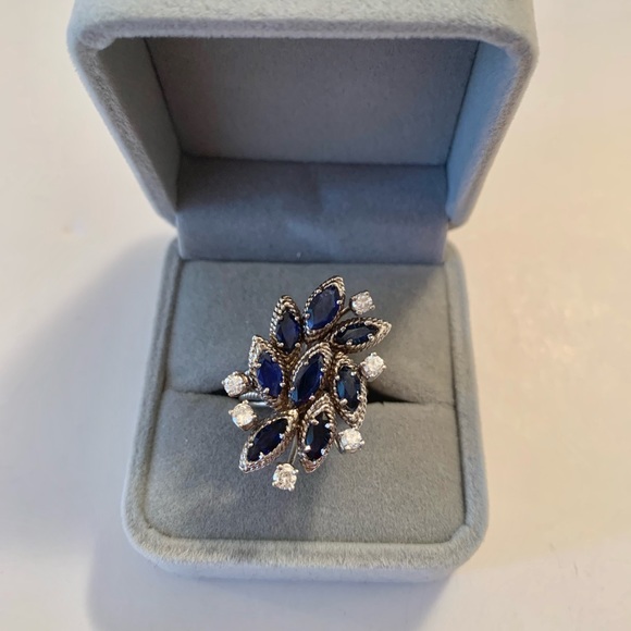 Jewelry - “HOST PICK” Vintage 18K White Gold Sapphire and Diamond Cluster Ring